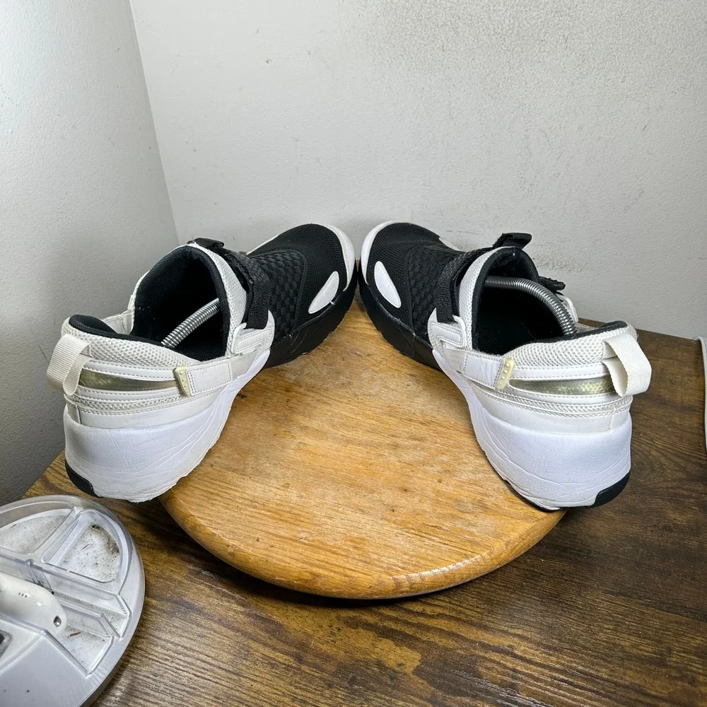 Jordan Trunner LX Mens Training Shoes Black White 897992-010 Size 13
